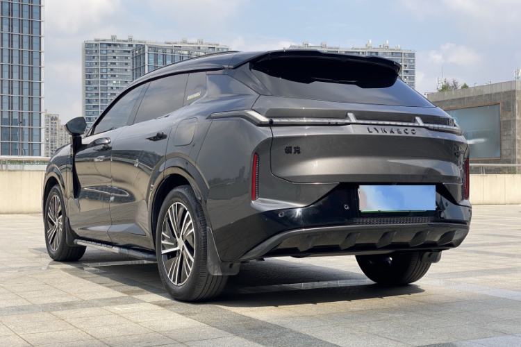 Used Lynk & Co 08 EM-P 2023 120km Long-Range Halo
