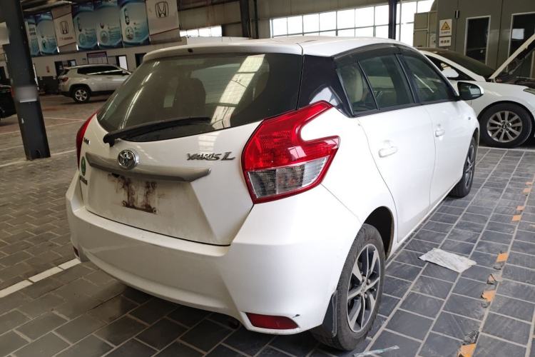 Used Toyota YARiS L Zhi Xuan 2015 1.5E Automatic Charm Edition Rear Right 45 Deg
