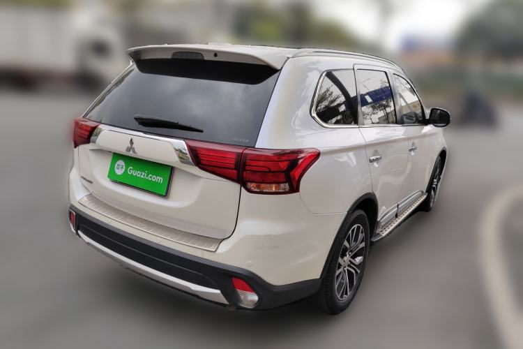 Used Mitsubishi Outlander 2016 2.4L 4x4 Elite Edition 5 Seats