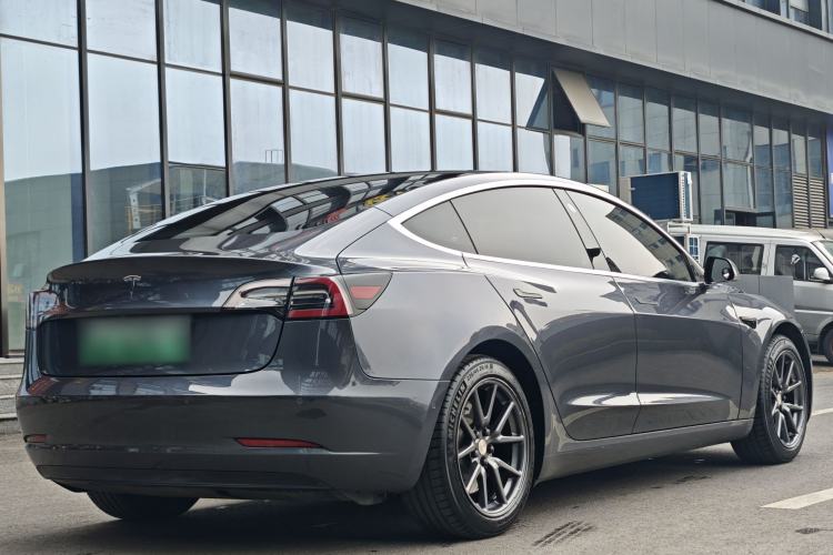 Used Tesla Model 3 2019 Standard Range Rear-Drive Upgraded Version Exterior 7
