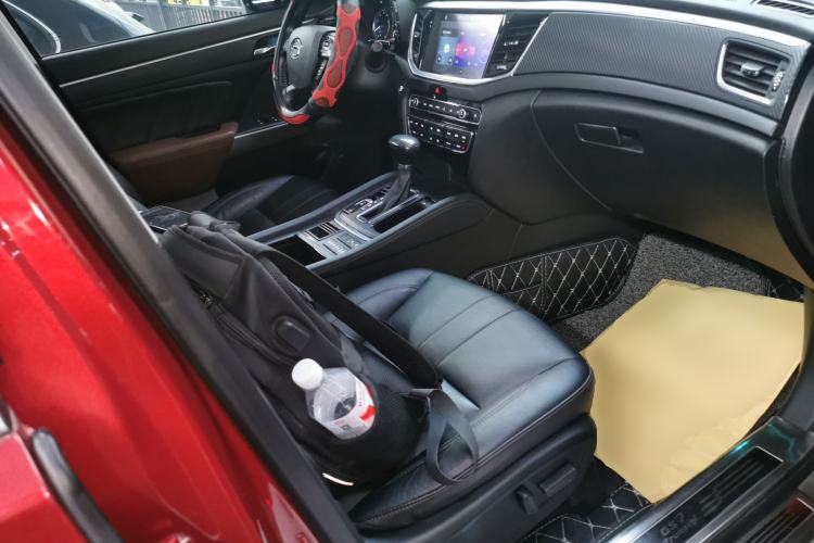 Used GAC Trumpchi GS7 2017 320T Two-Wheel-Drive Luxury Smart Connectivity Model Right Front Seat