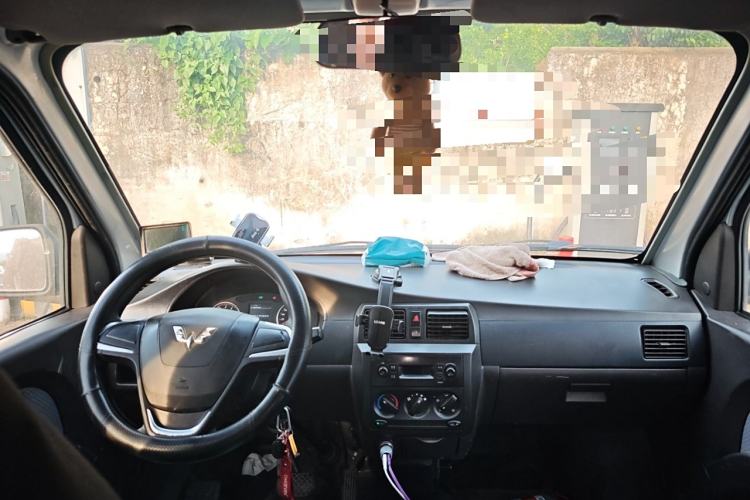 Used Wuling Rongguang EV 2020 Basic Version 7-Seater 300 km