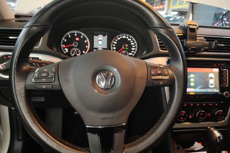 Used Volkswagen Passat 2014 1.8TSI DSG Prestige Edition