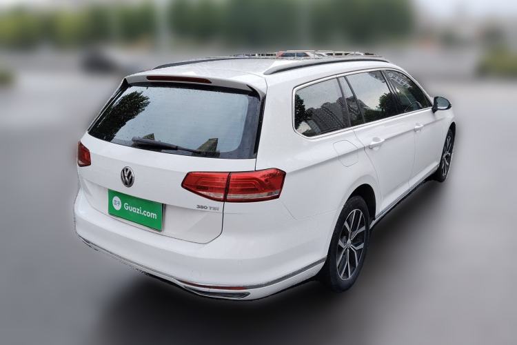 Used Volkswagen Variant 2017 380TSI Two-Wheel Drive Comfort Edition
