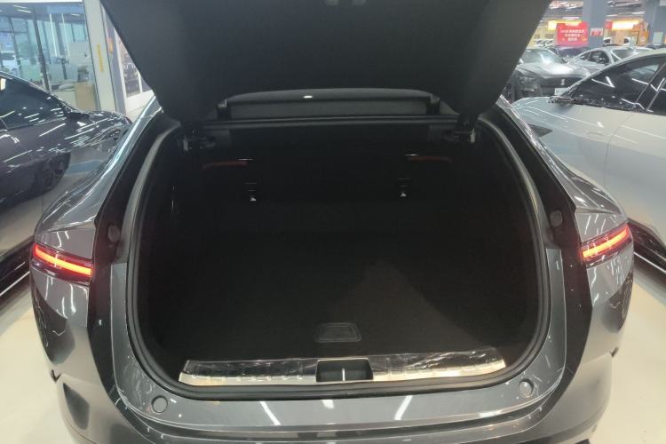 Used Avatr 12 2025 Year Updated Ultra Extended-Range Version Trunk