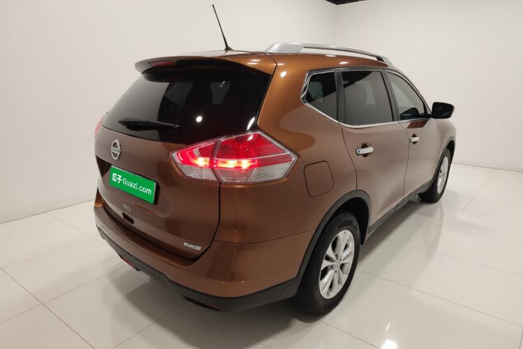 Used Nissan X-Trail 2014 2.0L CVT Comfort Edition 2WD Rear Right 45 Deg