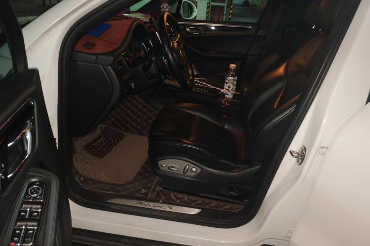 Used Porsche Macan 2014 Macan S 3.0T Left Front Seat