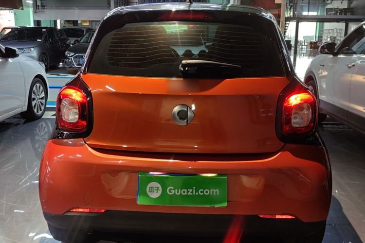 Used smart forfour 2016 1.0L 52 kW Dynamic Edition