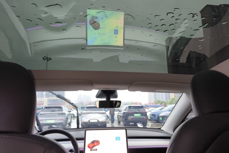 Used Tesla Model Y 2023 Rear-Wheel-Drive Version Headliner