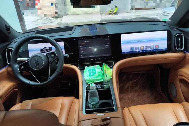 Used Hima AITO M9 2024 Range-Extended Ultra Version 42 kWh 6-Seater Model Center Console