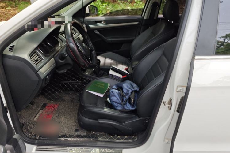 Used Volkswagen Lavida 2017 1.6L Manual Comfort Edition