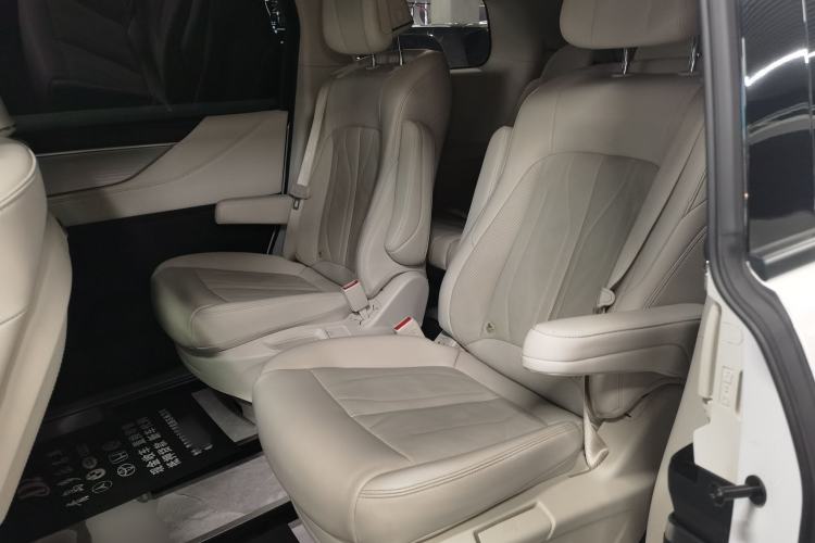 Used Buick GL8 New Energy 2024 Lu Zun Smart Edition 7-Seater Left Rear Seat