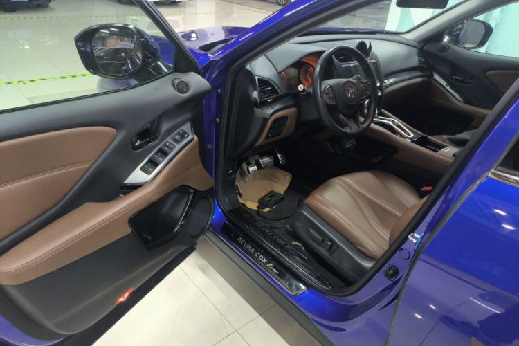 Used Acura CDX 2016 1.5T Two-Wheel Drive Deluxe Edition
