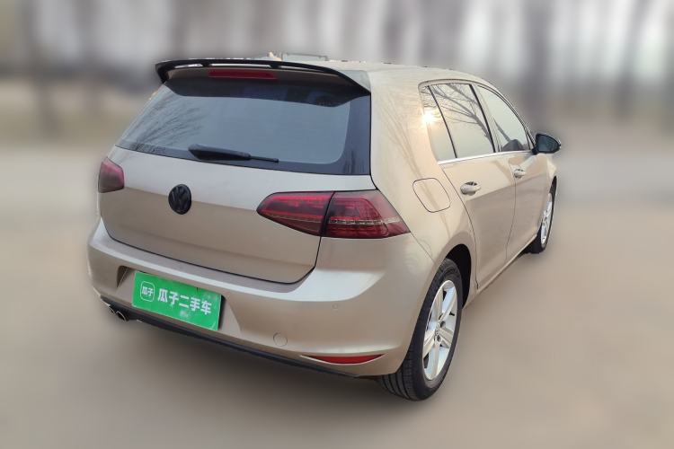 Used Volkswagen Golf 2016 230TSI Automatic Comfort Version
