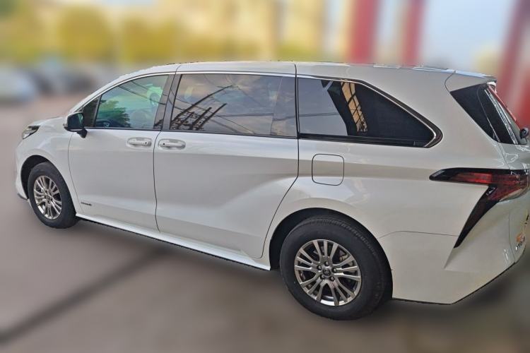 Used Toyota SIENNA 2021 2.5L Hybrid Comfort Edition
