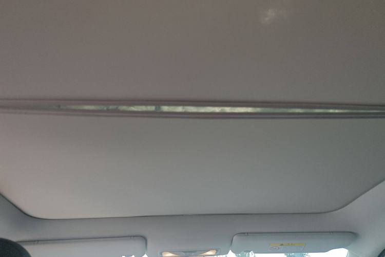 Used Venucia V DD-i 2023 60km iD Version
