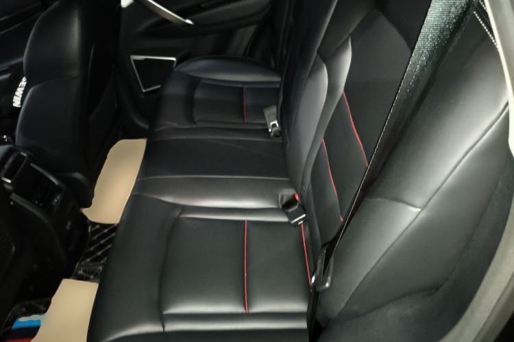 Used Geely Auto Emgrand X7 Sport 2018 1.8TD Automatic Two-Wheel Drive Smart Connect 4G Internet Edition