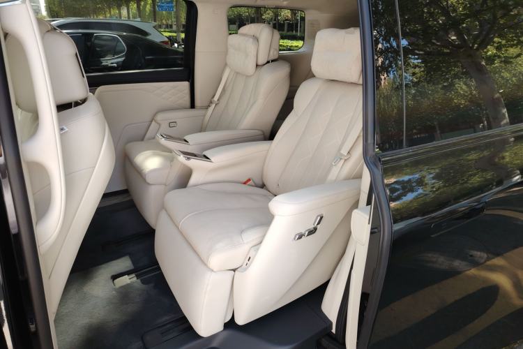 Used Buick Envision Family 2026 Luxury Edition Left Rear Seat