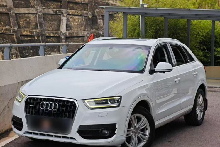 Used Audi Q3 2015 35 TFSI quattro Technology Edition Front Left 45 Deg