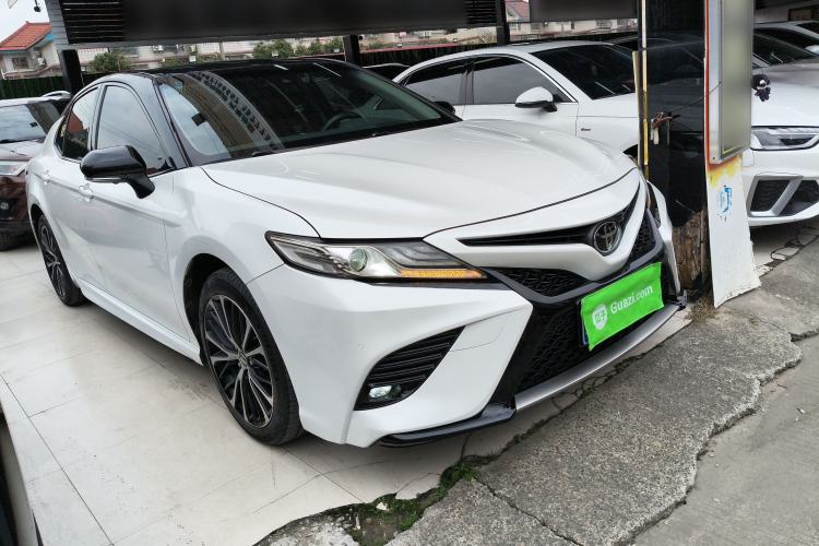 Used Toyota Camry 2019 Revised Version 2.0S Fēngshàng Edition
