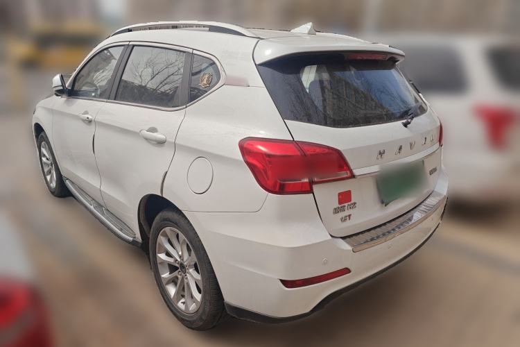 Used Haval H2 2016 Red-Label 1.5T Manual Two-Wheel Drive Luxury Model