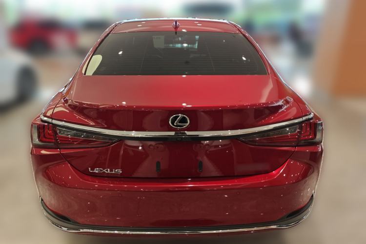 Used Lexus ES 2020 200 Luxury Edition Rear
