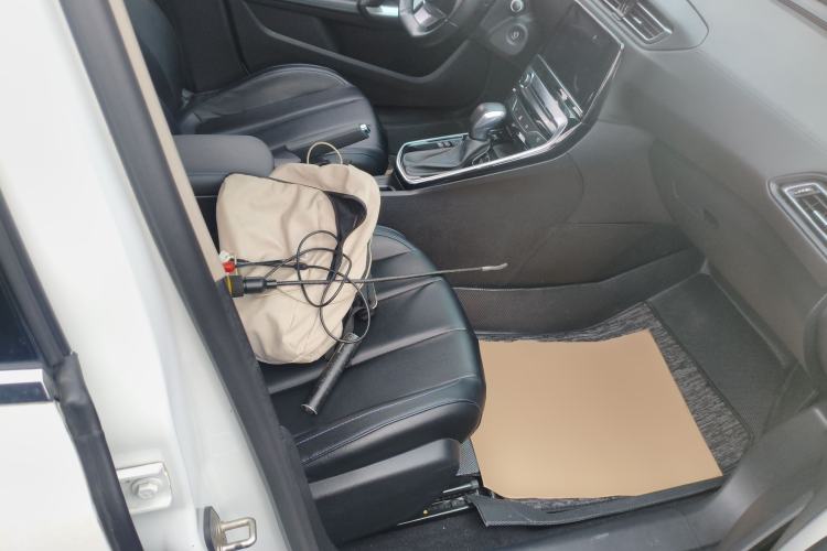 Used Peugeot 308 2019 1.6L Automatic Luxury Version China V Standard Right Front Seat