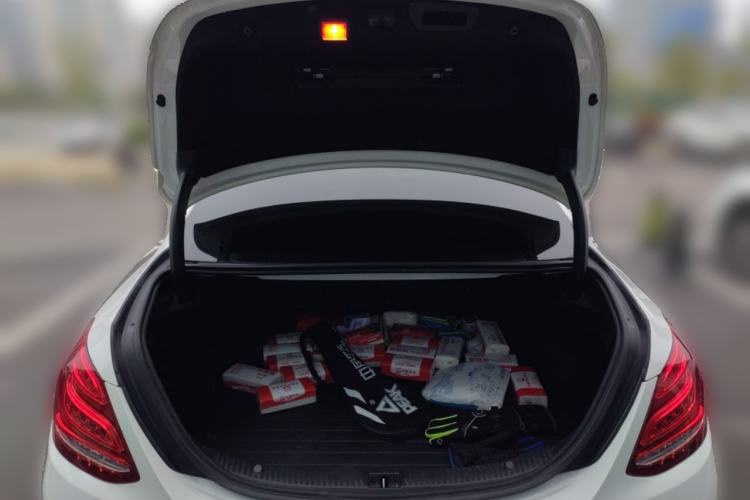 Used Mercedes-Benz C-Class 2018 C 200 Sport Edition Trunk