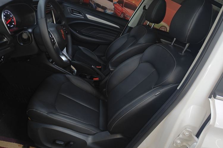 Used Roewe RX3 2018 1.6L Manual Internet Smart Edition
