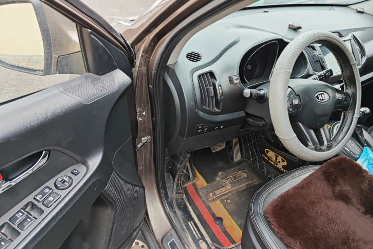 Used Kia Sportage R 2012 2.0L Automatic Two-Wheel Drive NAVI
