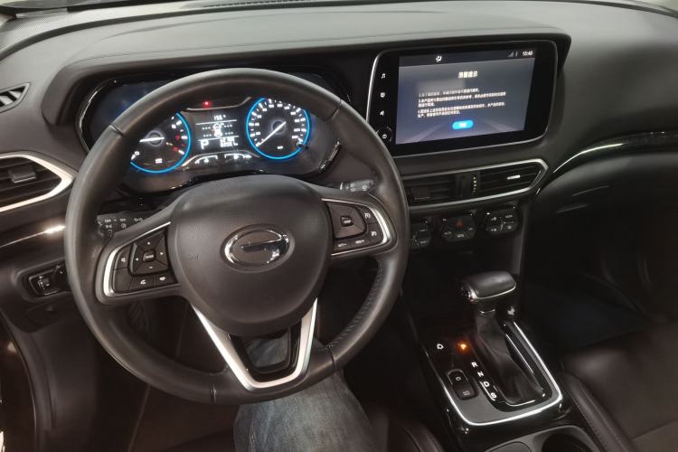 Used GAC Trumpchi GS4 2019 270T Automatic Two-Wheel Drive Luxury Smart Connectivity Model Center Console