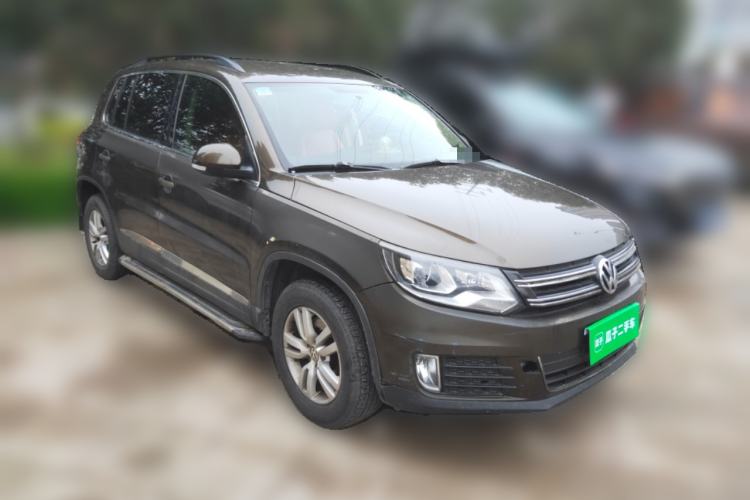 Used Volkswagen Tiguan 2015 1.8TSI Automatic Two-Wheel Drive Trend Edition Front Right 45 Deg