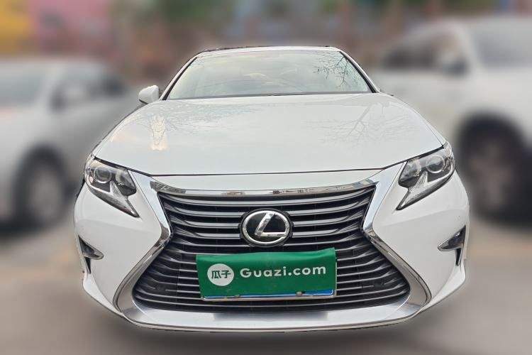 Used Lexus ES 2015 200 Elite Edition Front