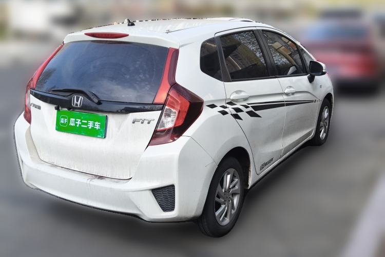 Used Honda Fit 2016 1.5L LX CVT Comfort Model Rear Right 45 Deg