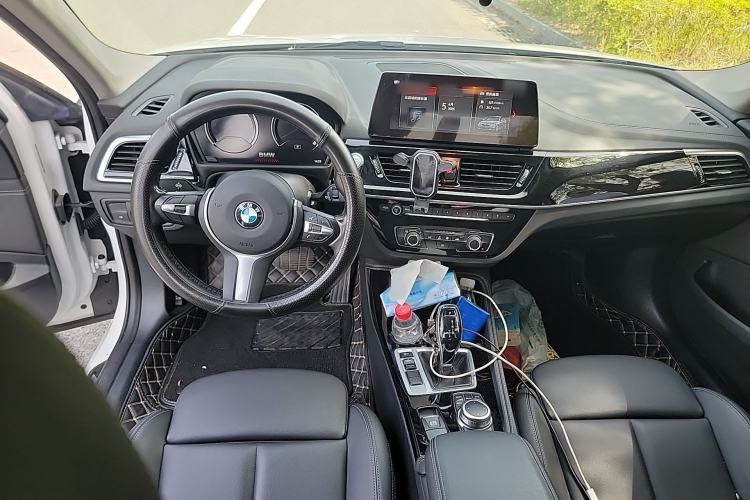 Used BMW 1 Series 2022 120i M Sport Night Edition Interior 2