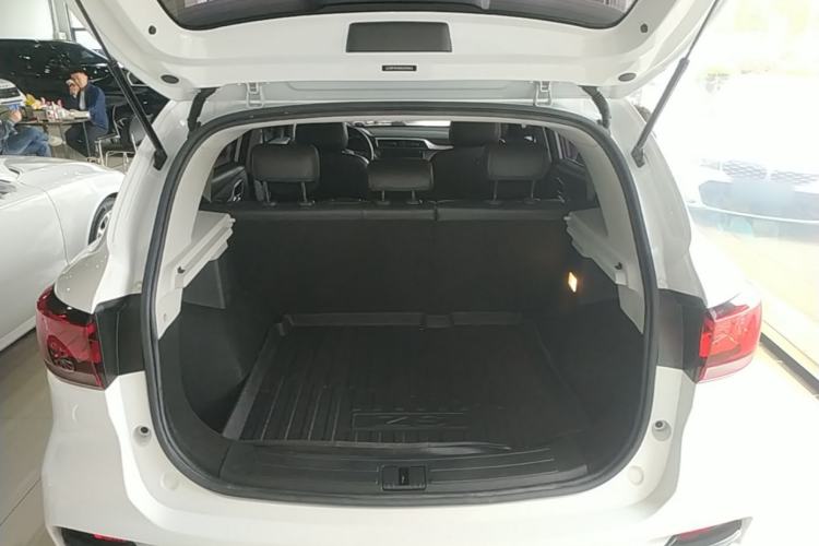 Used MG ZS 2022 180 DVVT Automatic Global Million-Unit 958 Edition
