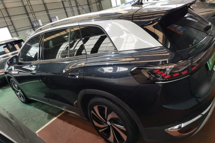 Used Volkswagen ID.6 CROZZ 2022 Standard Range PURE Edition
