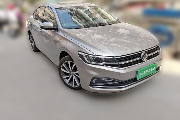 Used Volkswagen Bora 2019 1.5L Automatic Luxury Version Front Right 45 Deg