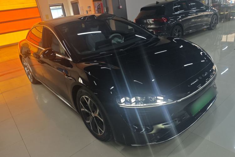 Used Hima Luxeed S7 2025 855 km Max