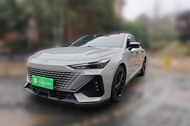 Used Changan UNI-V 2022 1.5T Prestige Version