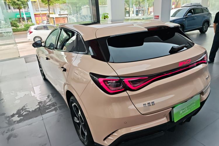 Used BYD Seal 06GT 2025 605 Heatwave Edition Rear Left 45 Deg