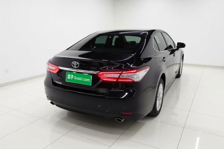 Used Toyota Camry 2019 Revised Version 2.0G Luxury Edition
