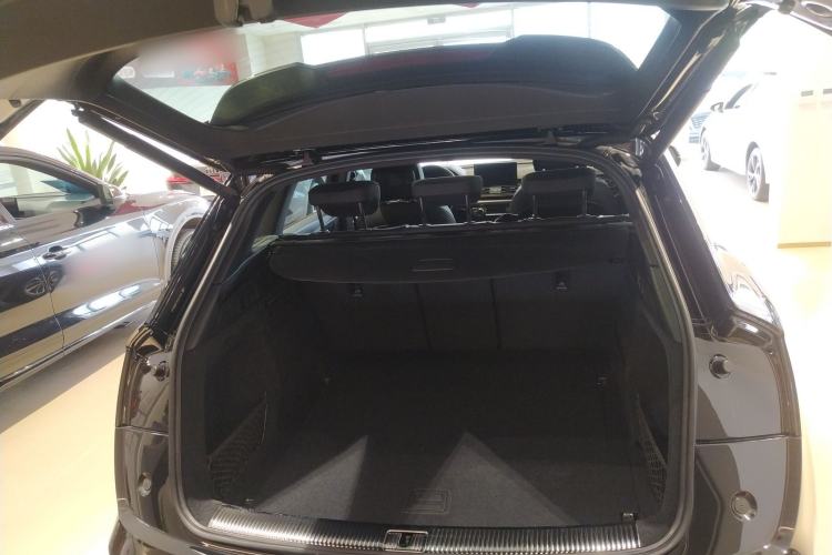 Used Audi Q5L 2023 40T Luxury Dynamic Model