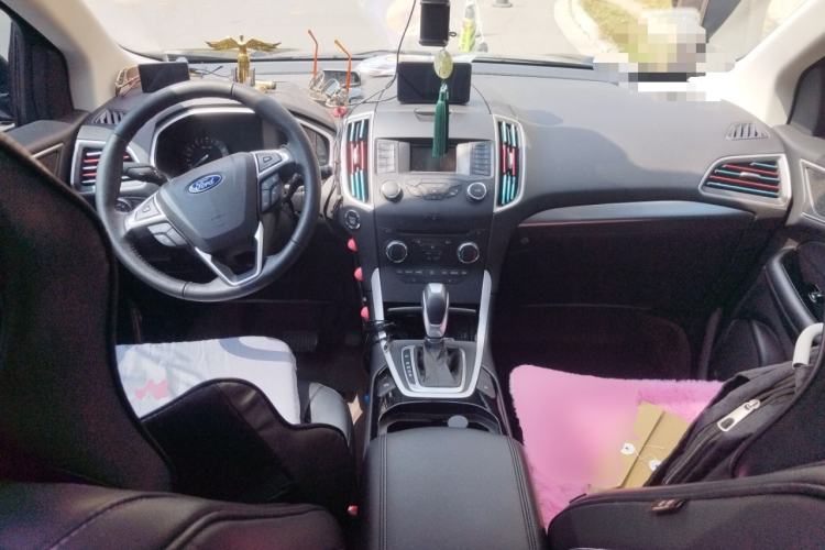 Used Ford Edge 2018 Facelifted EcoBoost 245 Two-Wheel-Drive Platinum Edition 5 Seats China V Emission Standard Center Console