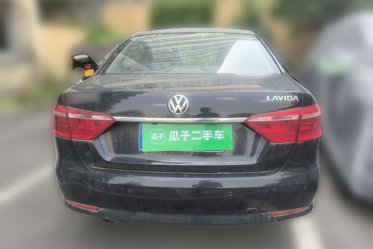 Used Volkswagen Lavida 2013 Restyled Classic 1.6L Manual Comfort Edition