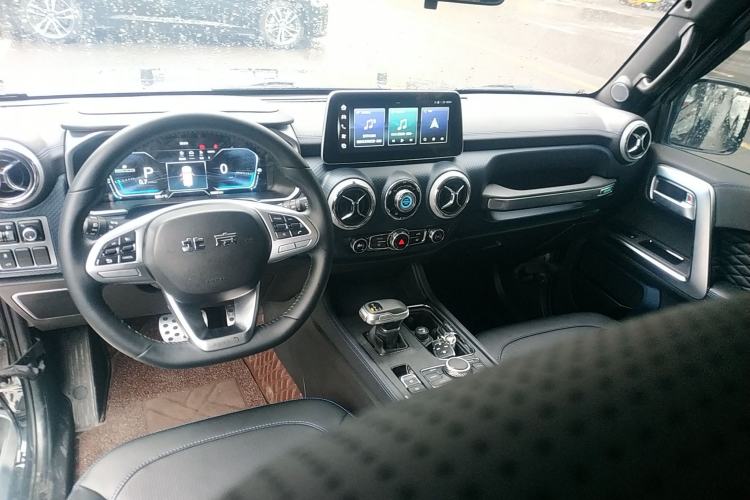 Used BAIC Off-Road BJ40 2023 2.0T Automatic Four-Wheel Drive Urban Hunter Edition Chivalrous Type