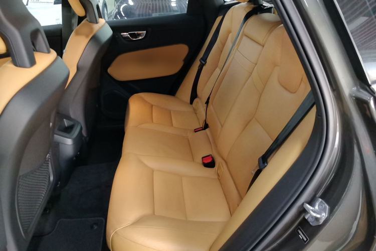 Used Volvo XC60 2018 T5 4x4 Zhiyi Edition