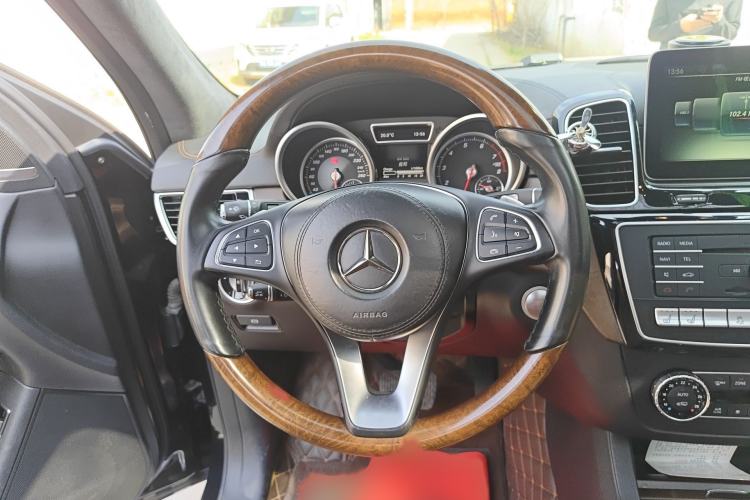 Used Mercedes-Benz GLS 2016 GLS 500 4MATIC Steering Wheel
