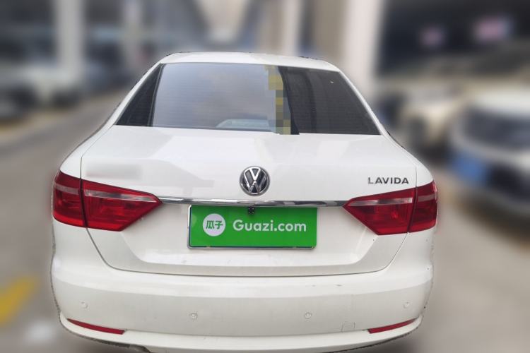 Used Volkswagen Lavida 2018 Classic 1.5L Manual Fashion Edition China VI Standard