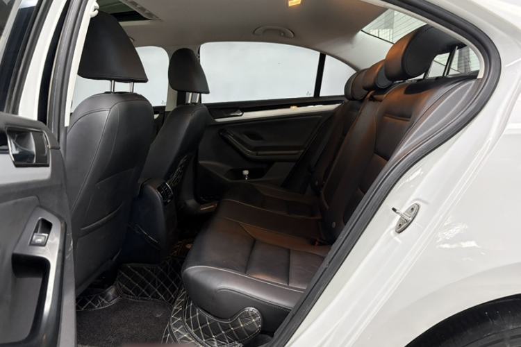 Used Volkswagen Sagitar 2018 1.6L Automatic Comfort Model
